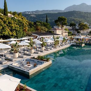 Lazure Hotel&Marina